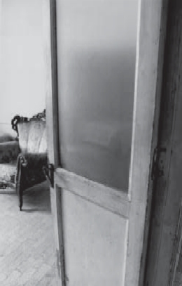 Francesco Cappiello, Interno, Napoli 1999.