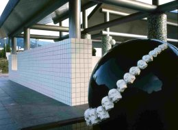 Chiostro della Pace - Ettore Sottsass ed Enzo Cucchi - Universit&agrave; di Salerno